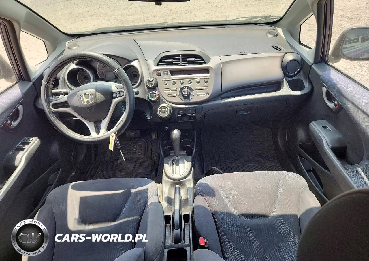 2010 Honda Fit Sport VIN:JHMGE8H47AC016457 - 8