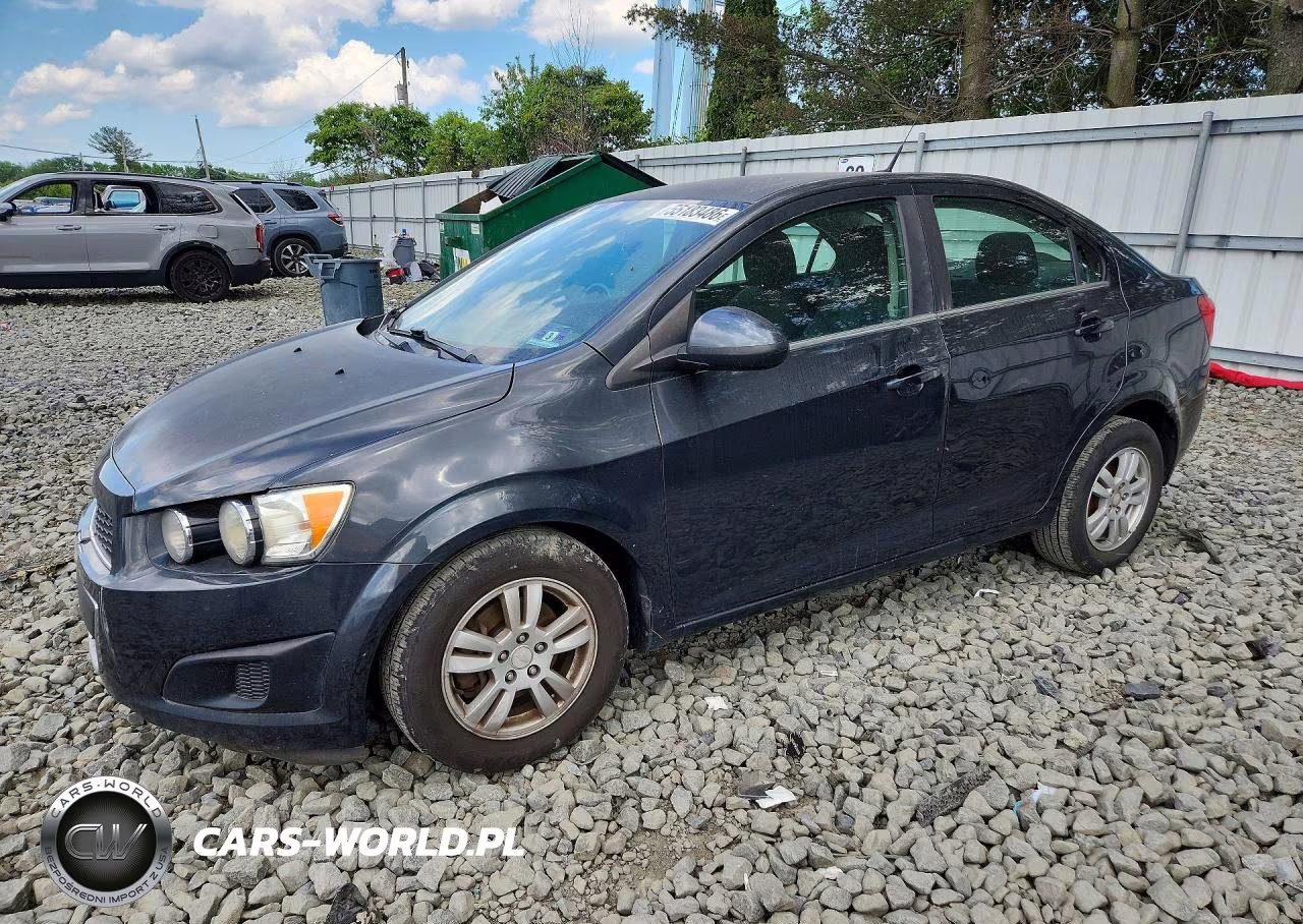 2014 Chevrolet Sonic Lt – zdjęcie 1 z 12