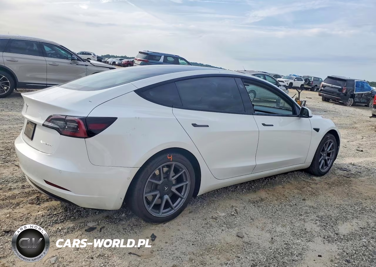 2022 Tesla Model 3 VIN:5YJ3E1EB7NF328670 - 3