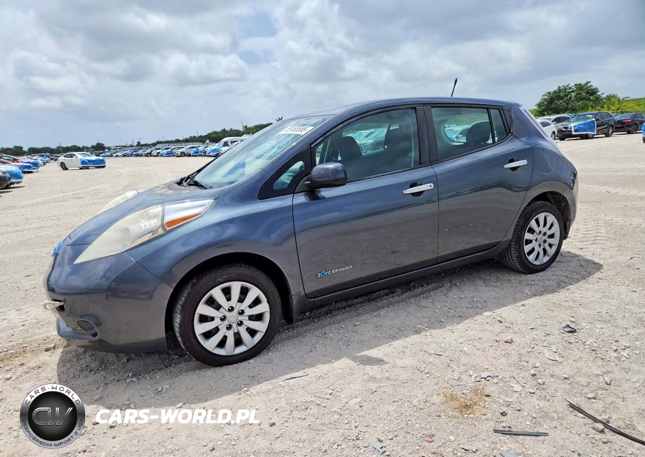 2013 Nissan Leaf S