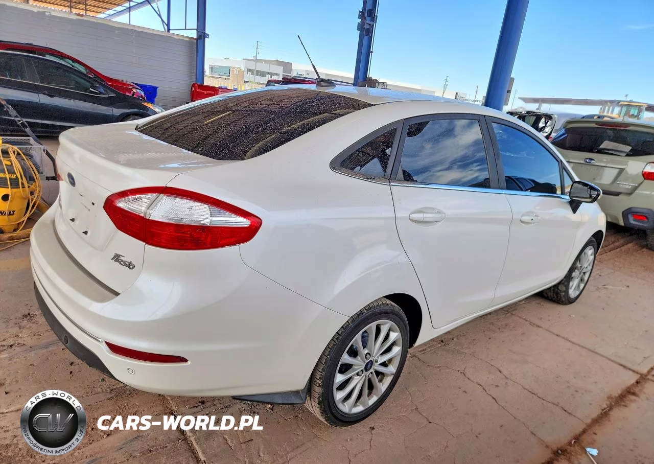 2018 Ford Fiesta Titanium VIN:3FADP4CJ8JM112218 - 3