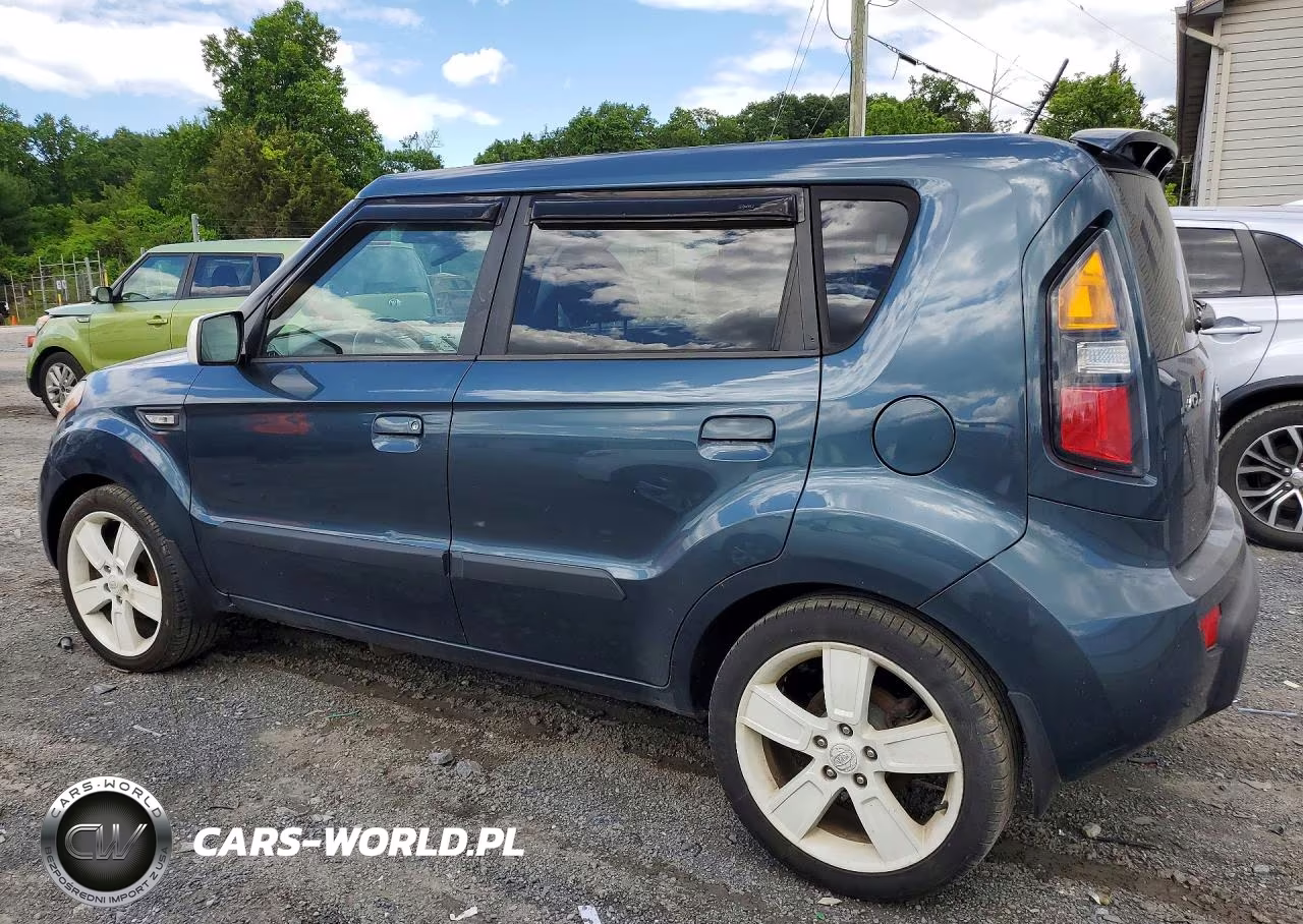 2010 Kia Soul + VIN:KNDJT2A2XA7072856 - 2