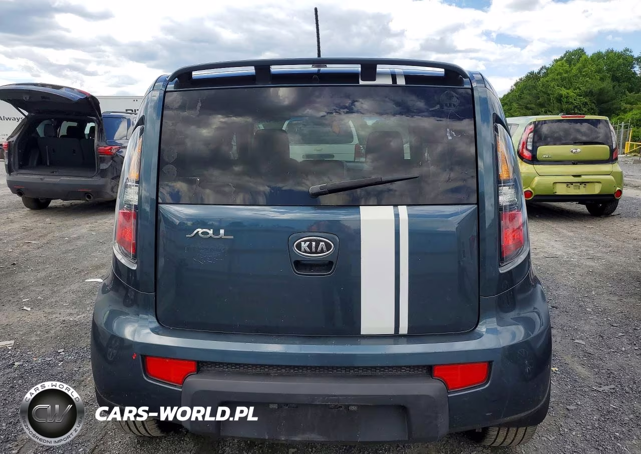 2010 Kia Soul + VIN:KNDJT2A2XA7072856 - 6