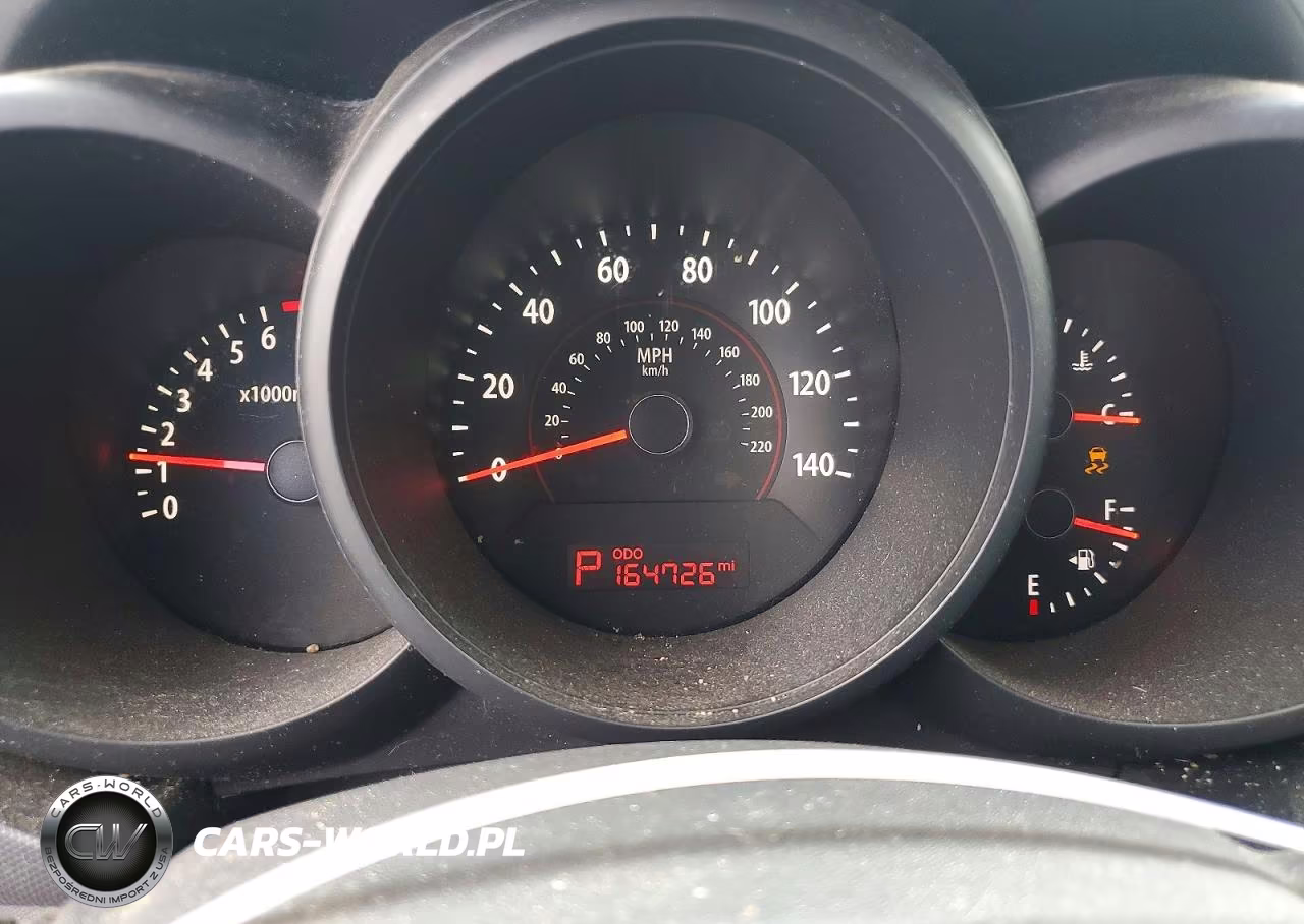 2010 Kia Soul + VIN:KNDJT2A2XA7072856 - 9