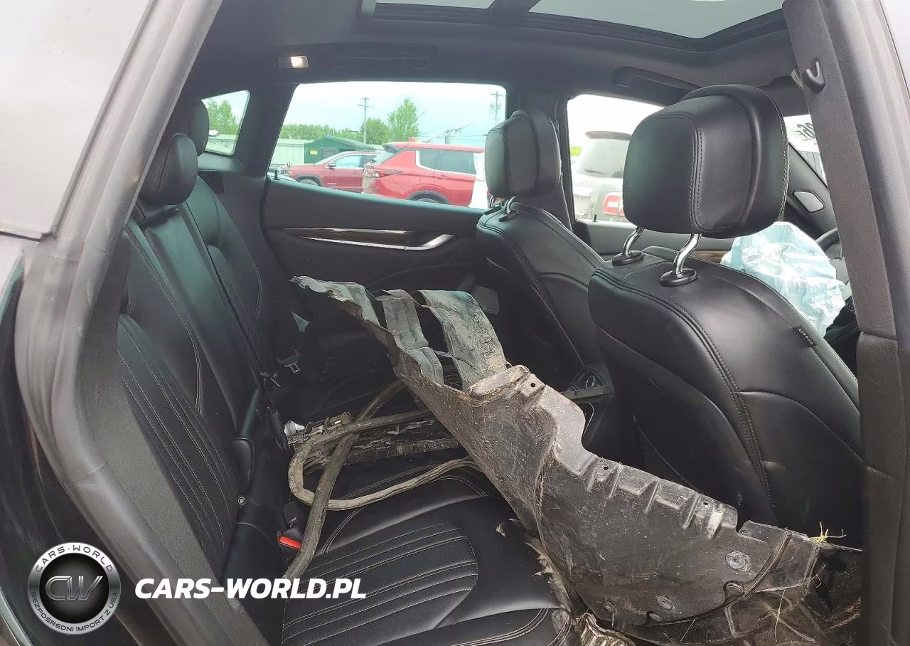 2019 Maserati Levante Luxury VIN:ZN661XUL7KX338637 - 11