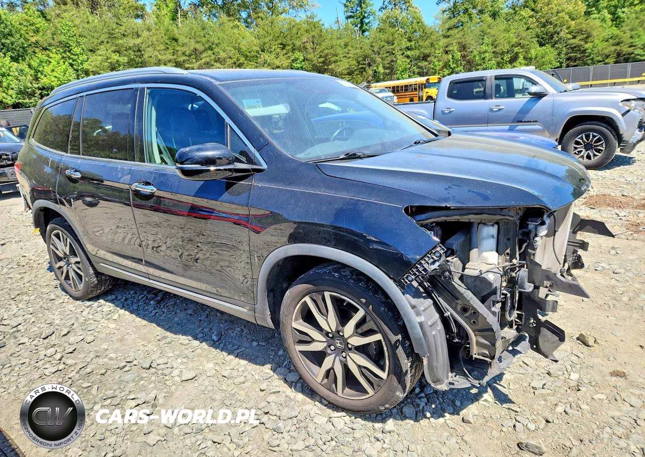 2019 Honda Pilot Touring VIN:5FNYF6H97KB087889 - 4