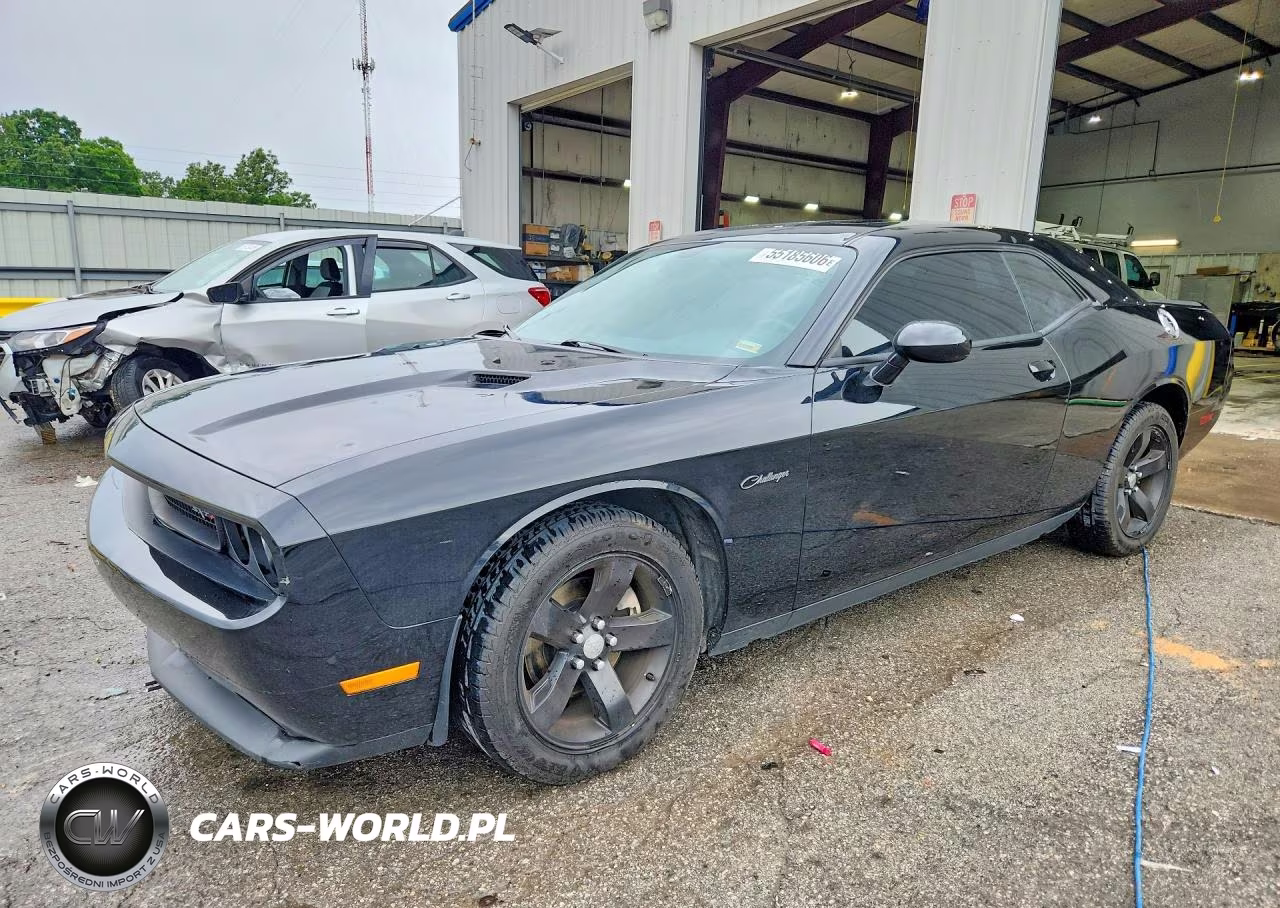 2012 Dodge Challenger Sxt