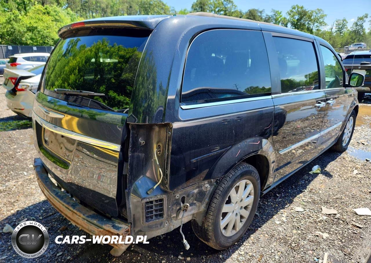 2012 Chrysler Town & Country Touring L VIN:2C4RC1CG2CR411150 - 3