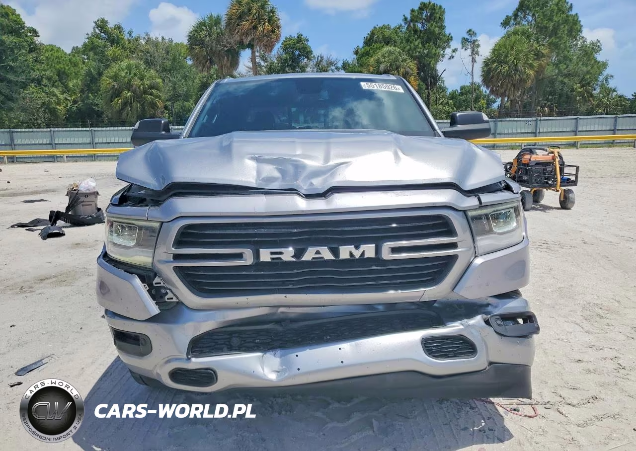 2019 Ram 1500 Big Horn VIN:1C6SRFFT8KN602113 - 5