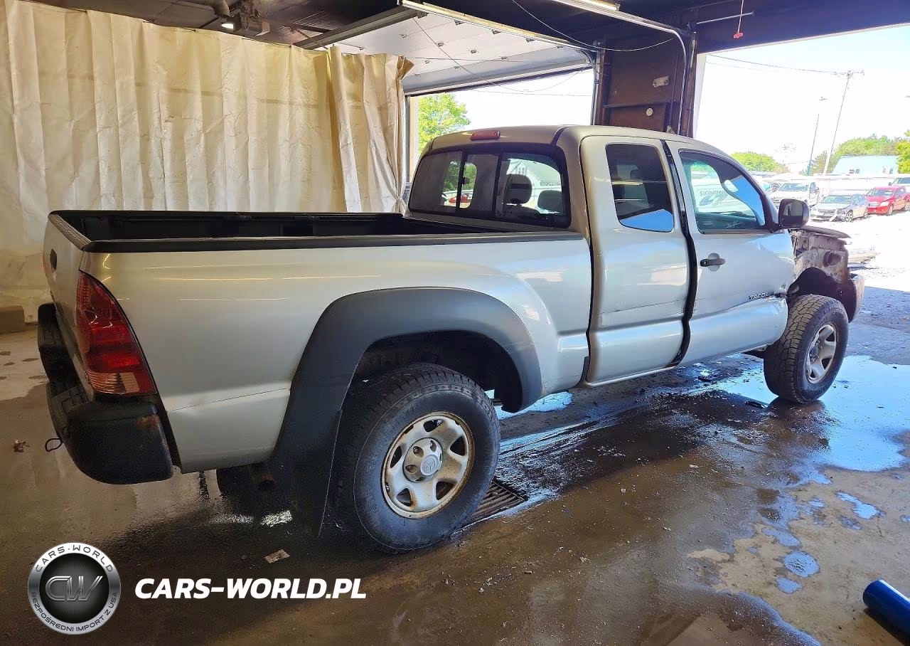 2008 Toyota Tacoma Access Cab VIN:5TEUU42N78Z508970 - 3