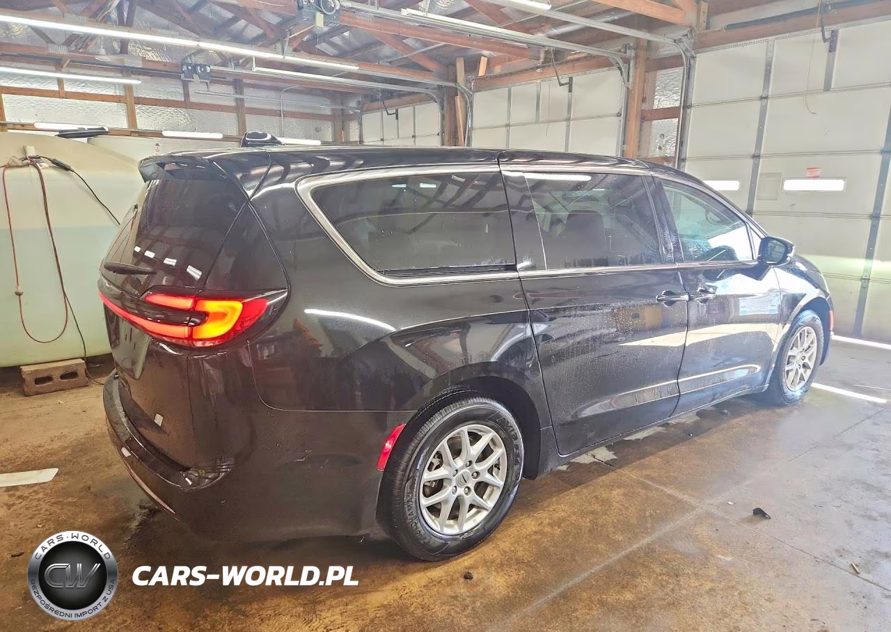 2024 Chrysler Pacifica VIN:2C4RC1BG4RR136360 - 3