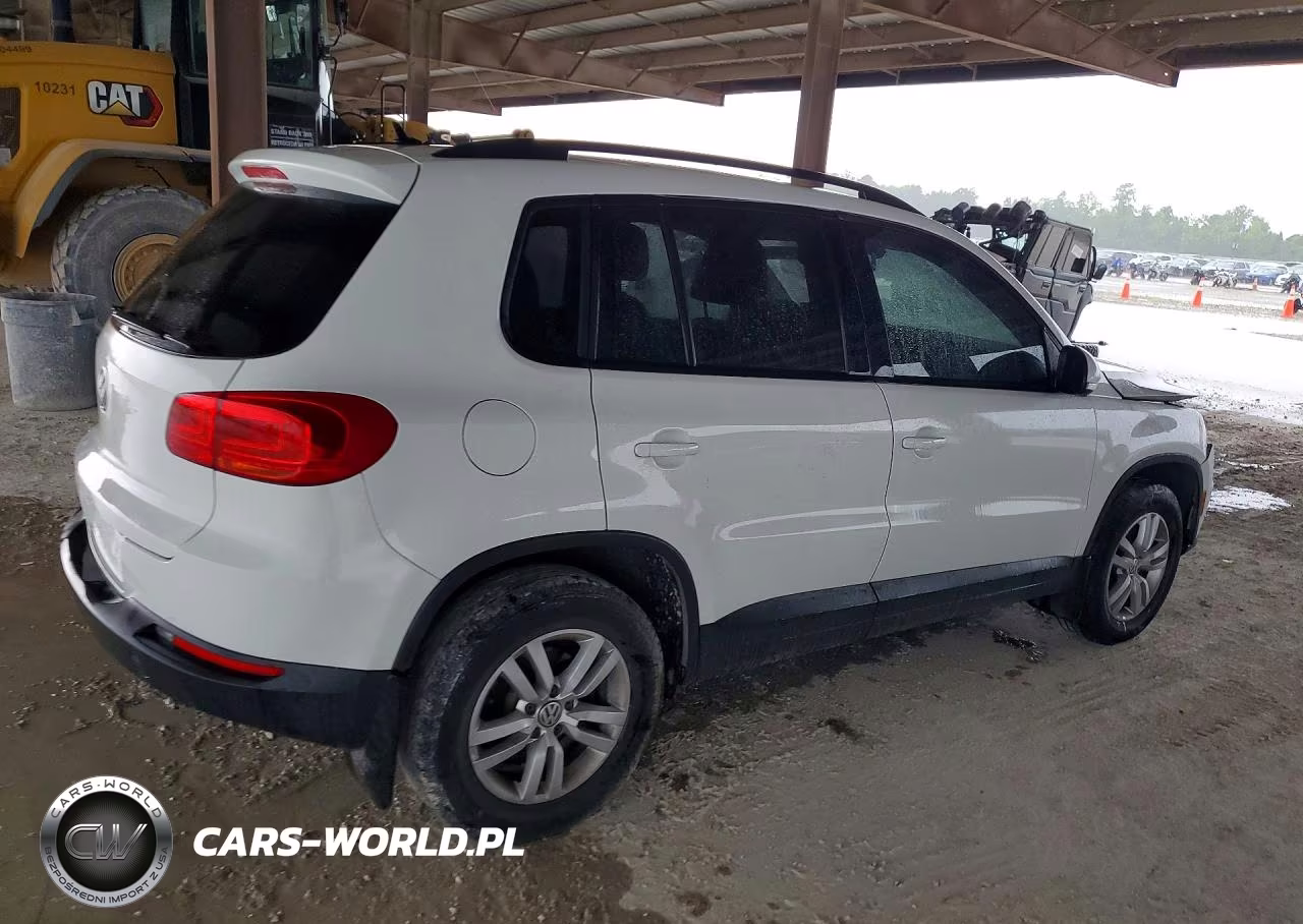 2016 Volkswagen Tiguan S VIN:WVGAV7AX9GW602022 - 3