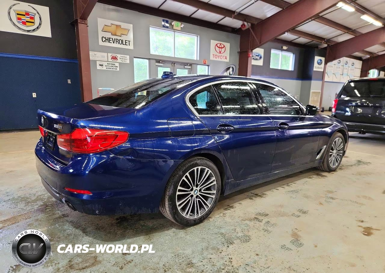 2020 BMW 530 Xi VIN:WBAJR7C06LWW62520 - 3