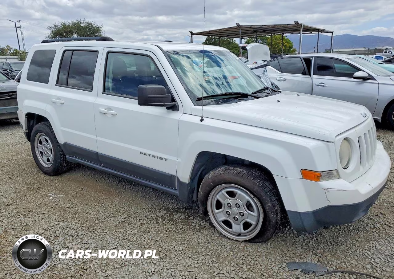 2014 Jeep Patriot Sport VIN:1C4NJPBA7ED729775 - 4