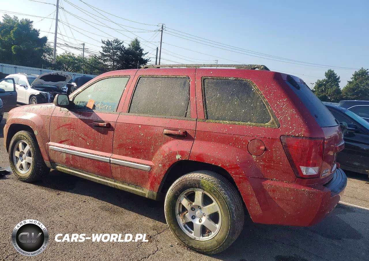 2010 Jeep Grand Cherokee Laredo VIN:1J4PR4GKXAC121096 - 2