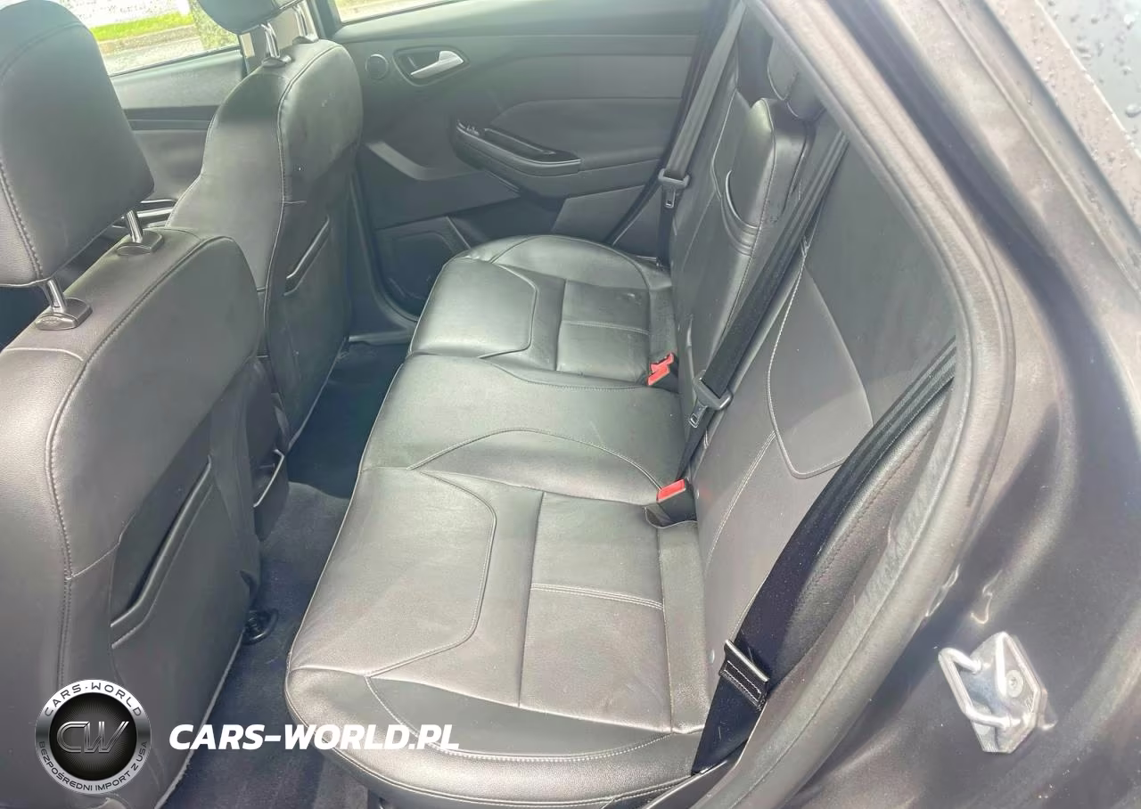 2015 Ford Focus Titanium VIN:1FADP3J23FL312020 - 6