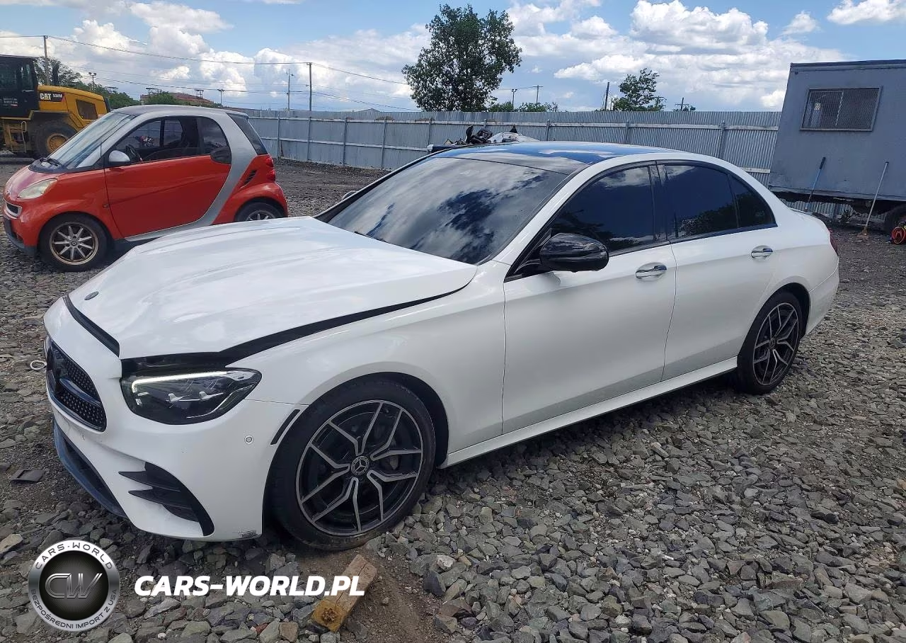 2021 Mercedes-Benz E350 – zdjęcie 1 z 12