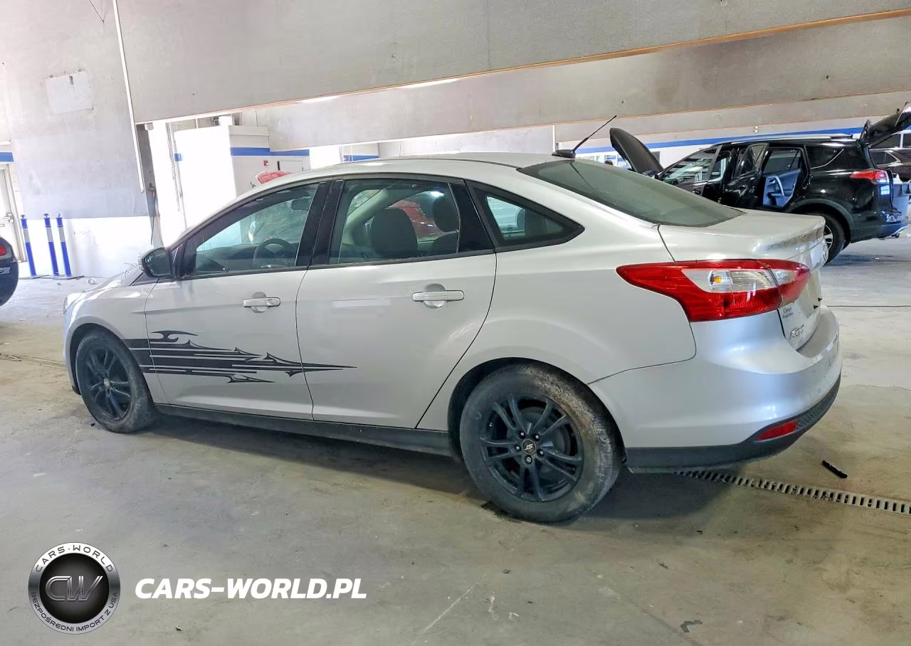 2014 Ford Focus Se VIN:1FADP3F22EL425089 - 2