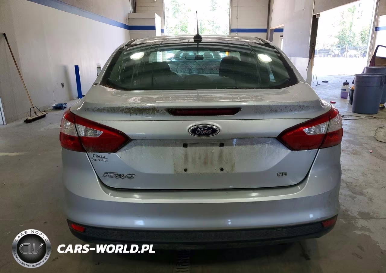 2014 Ford Focus Se VIN:1FADP3F22EL425089 - 6