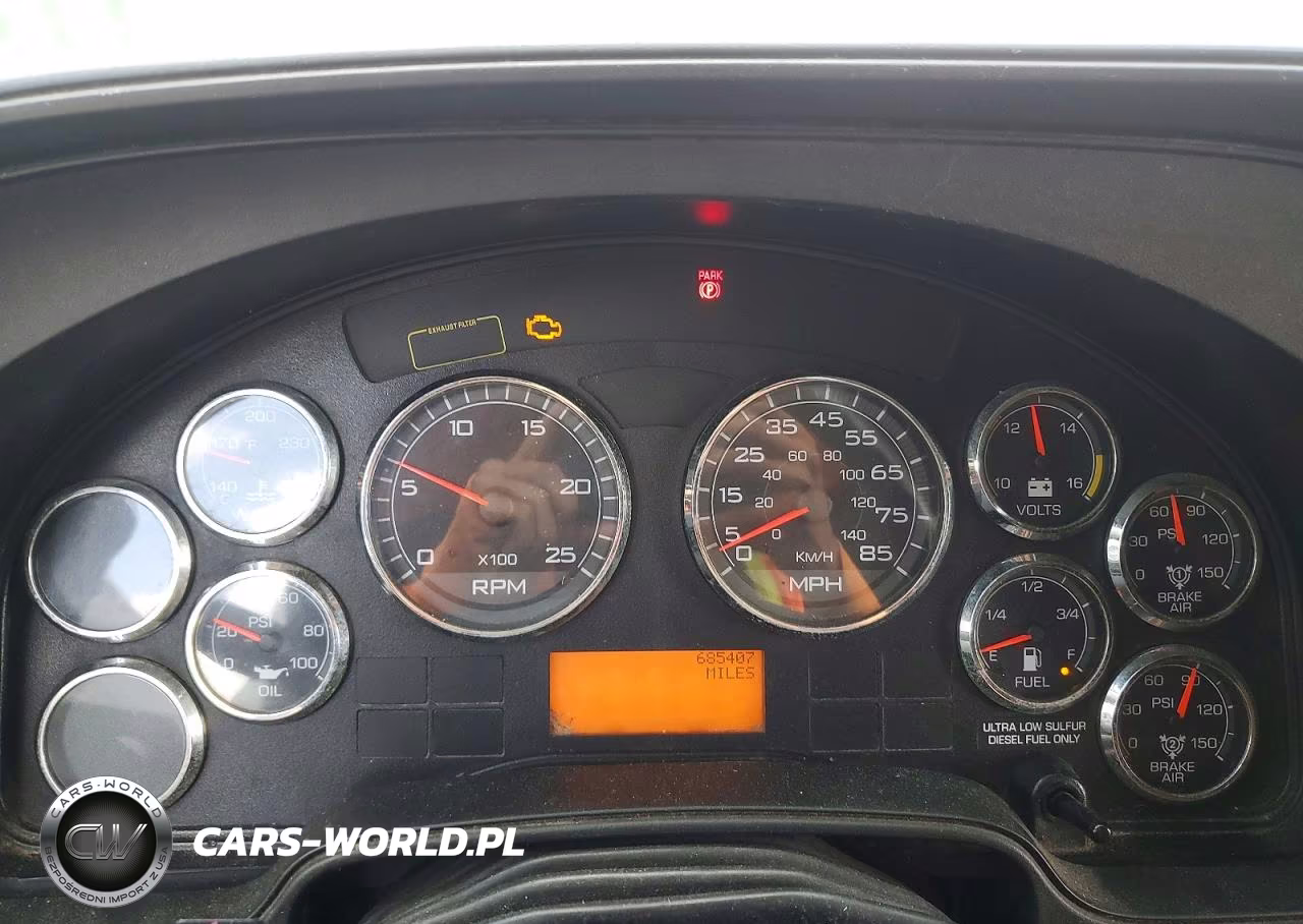 2014 International Lf687 Semi Truck VIN:3HSDJSJR8EN465798 - 8