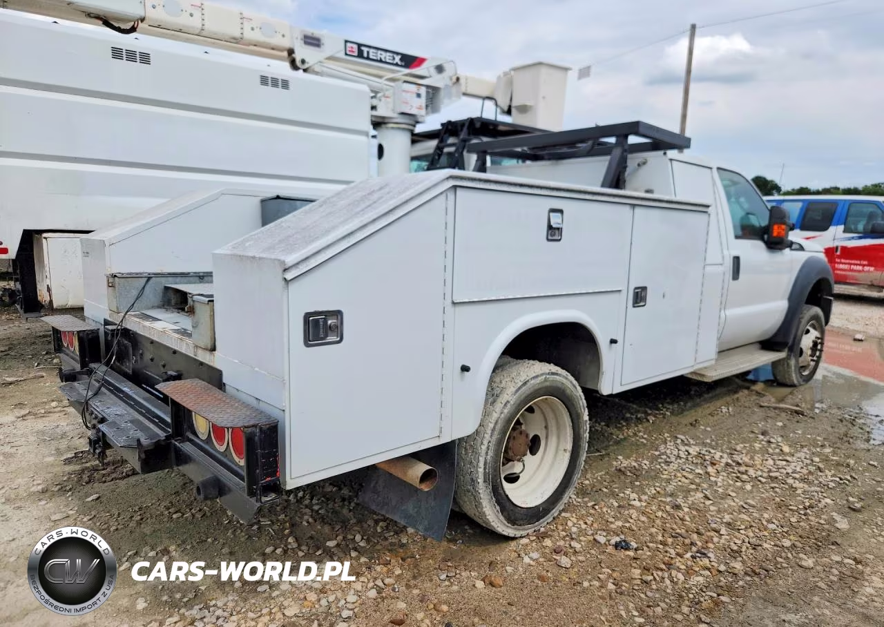 2015 Ford F550 Super Duty VIN:1FDUF5GY5FEC42539 - 3