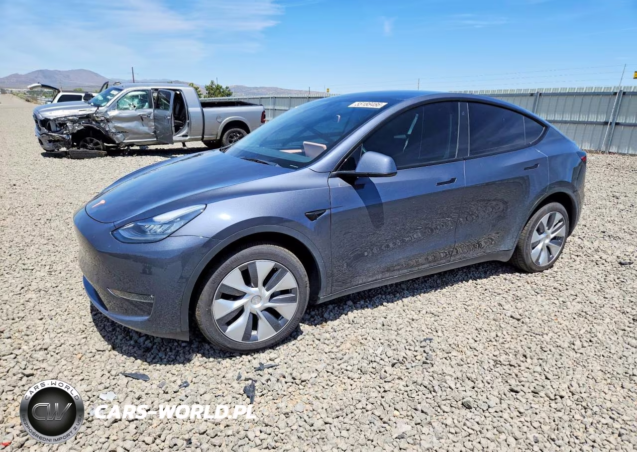 2023 Tesla Model Y – zdjęcie 1 z 12