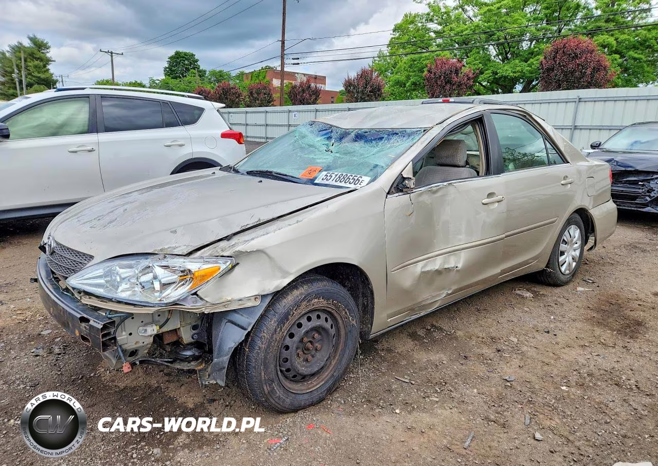 2004 Toyota Camry Le
