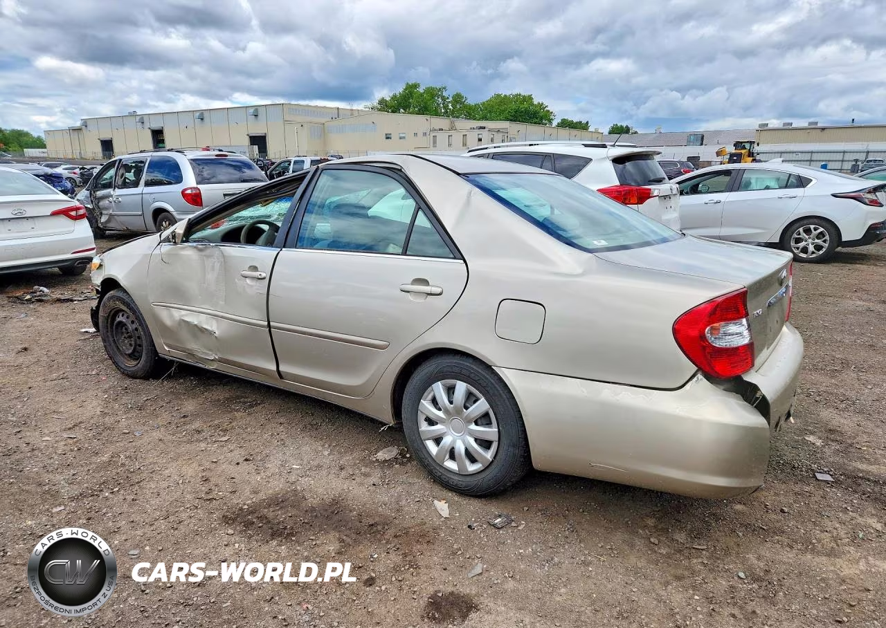 2004 Toyota Camry Le VIN:4T1BE32K14U307598 - 2