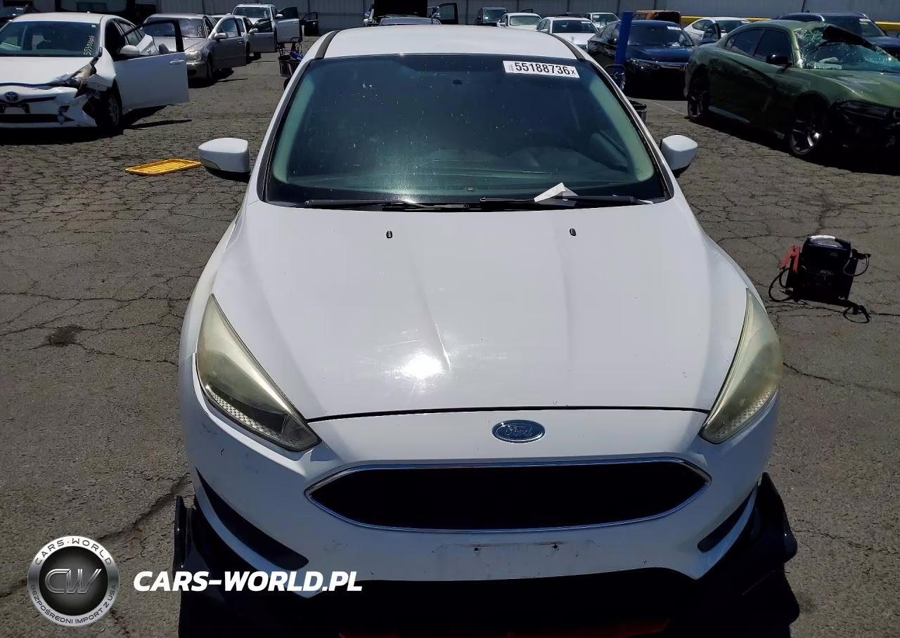 2015 Ford Focus Se VIN:1FADP3F28FL263664 - 5