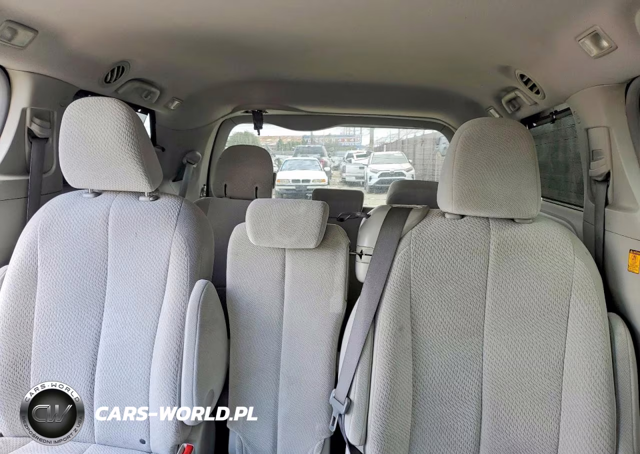 2011 Toyota Sienna Le VIN:5TDKK3DC6BS090490 - 10