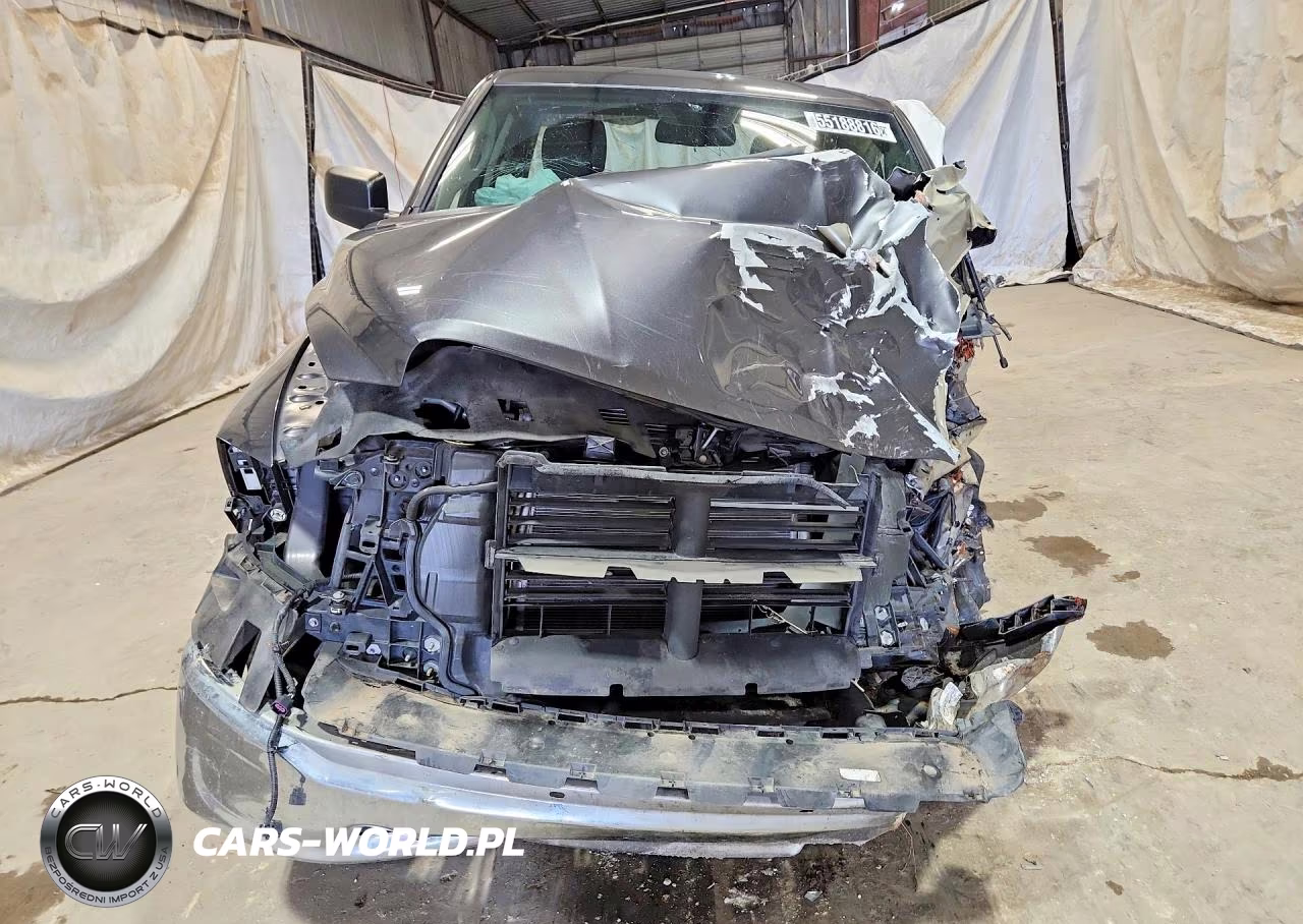 2019 Ram 1500 Classic Tradesman VIN:1C6RR7FG2KS675549 - 5