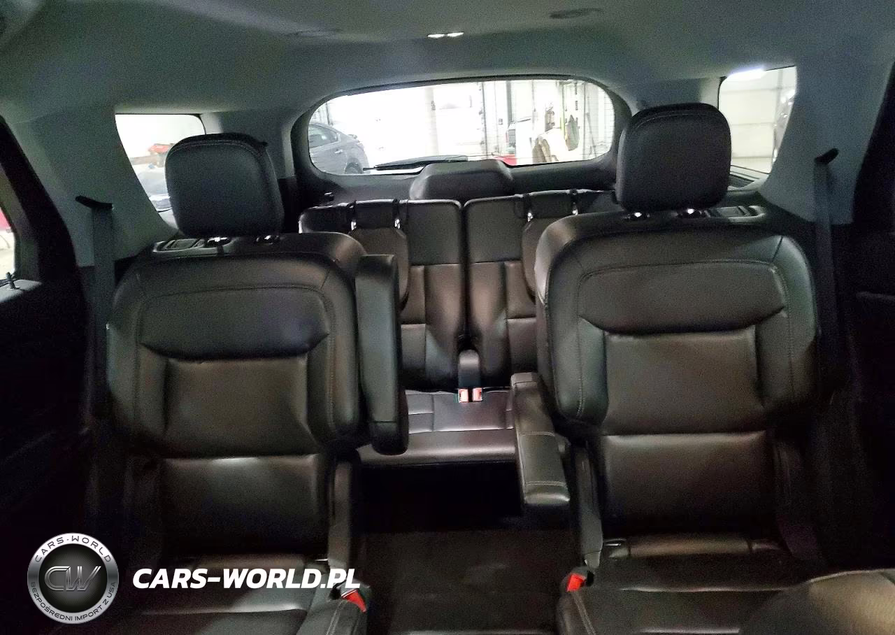 2020 Ford Explorer Xlt VIN:1FMSK8DH6LGC40758 - 10
