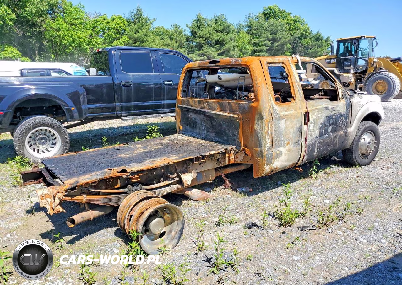 2011 Ford F350 Super Duty VIN:1FD8X3G63BEC58153 - 3