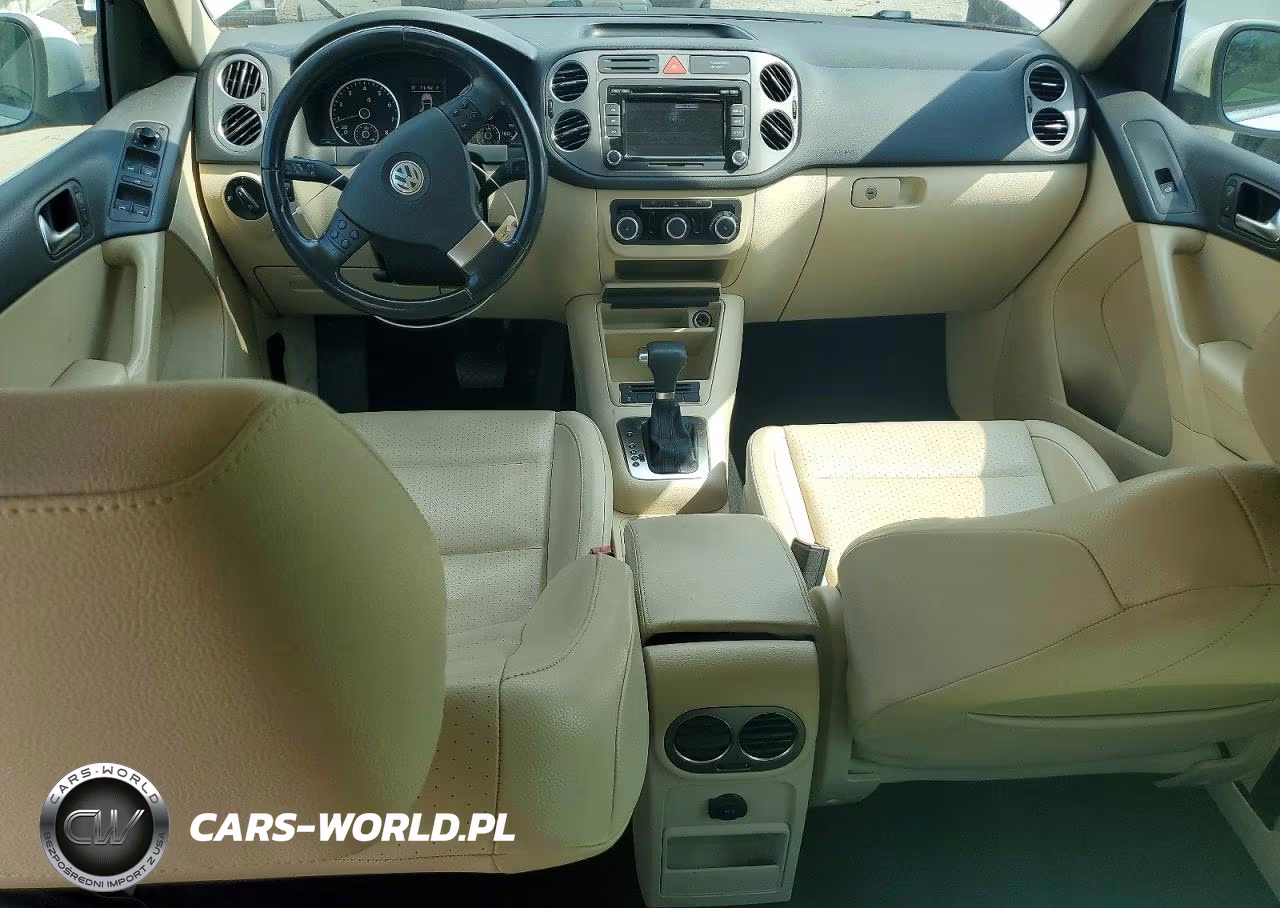 2010 Volkswagen Tiguan S VIN:WVGAV7AX9AW519844 - 8