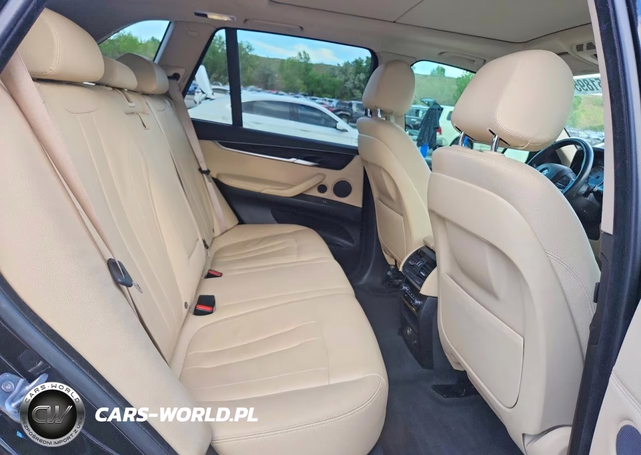 2016 BMW X5 xDrive35I VIN:5UXKR0C56G0P29358 - 11