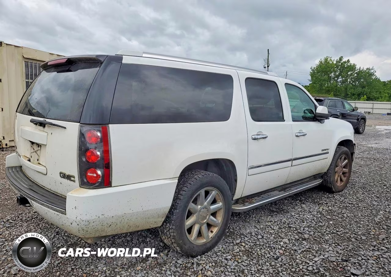 2010 GMC Yukon Xl Denali VIN:1GKUCMEF9AR189584 - 3