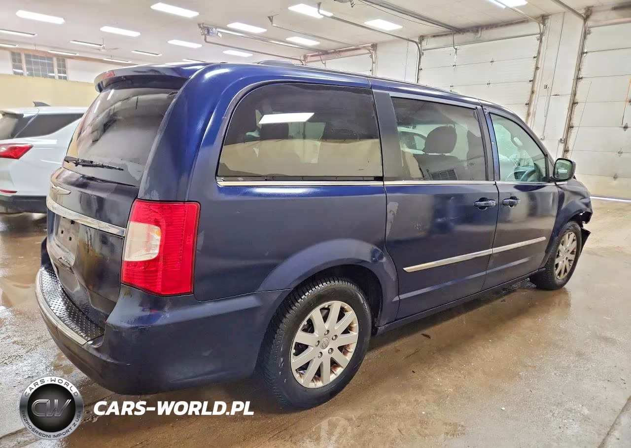2014 Chrysler Town & Country Touring VIN:2C4RC1BG8ER332960 - 3