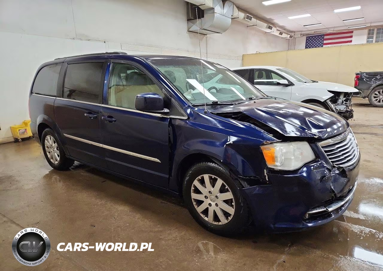 2014 Chrysler Town & Country Touring VIN:2C4RC1BG8ER332960 - 4