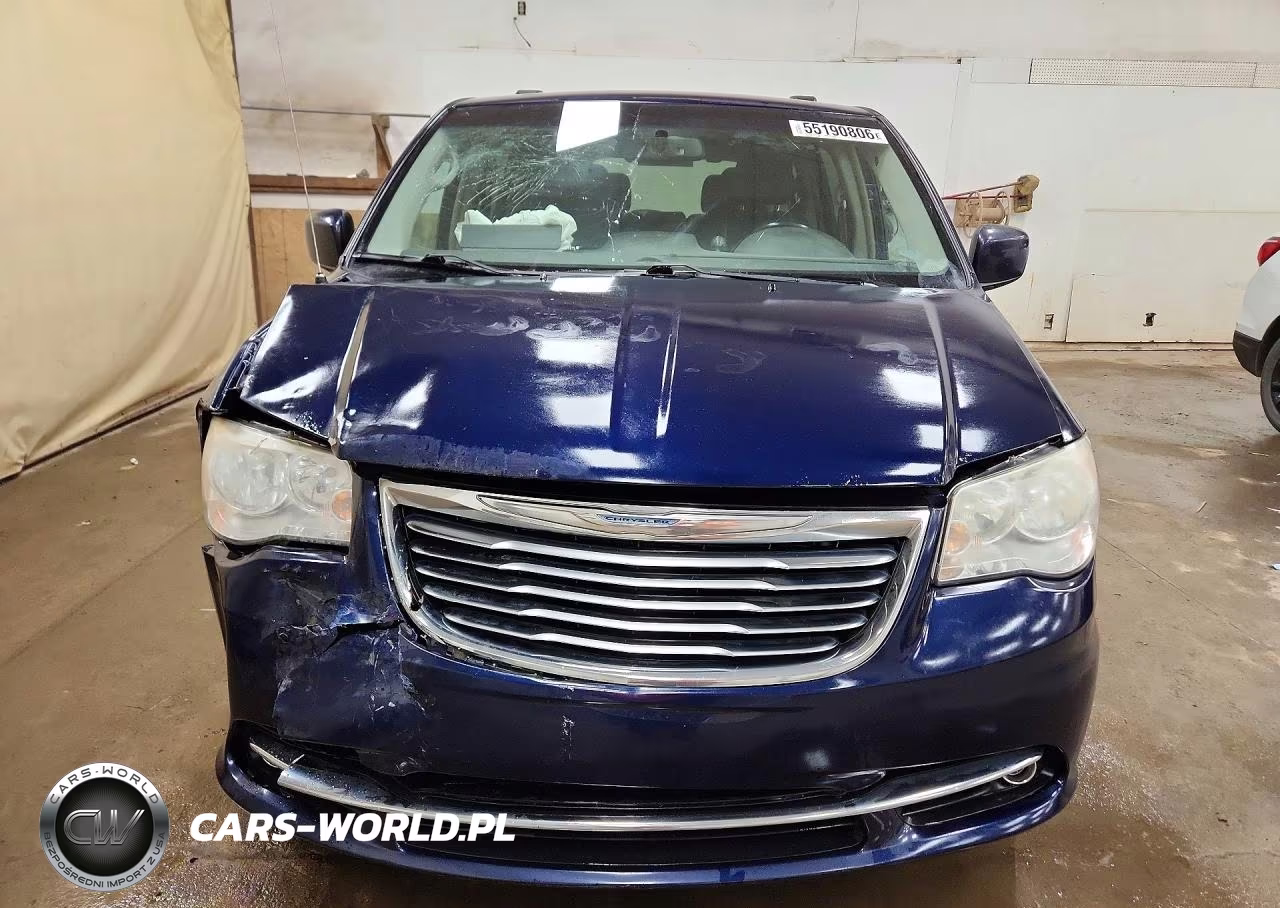 2014 Chrysler Town & Country Touring VIN:2C4RC1BG8ER332960 - 5