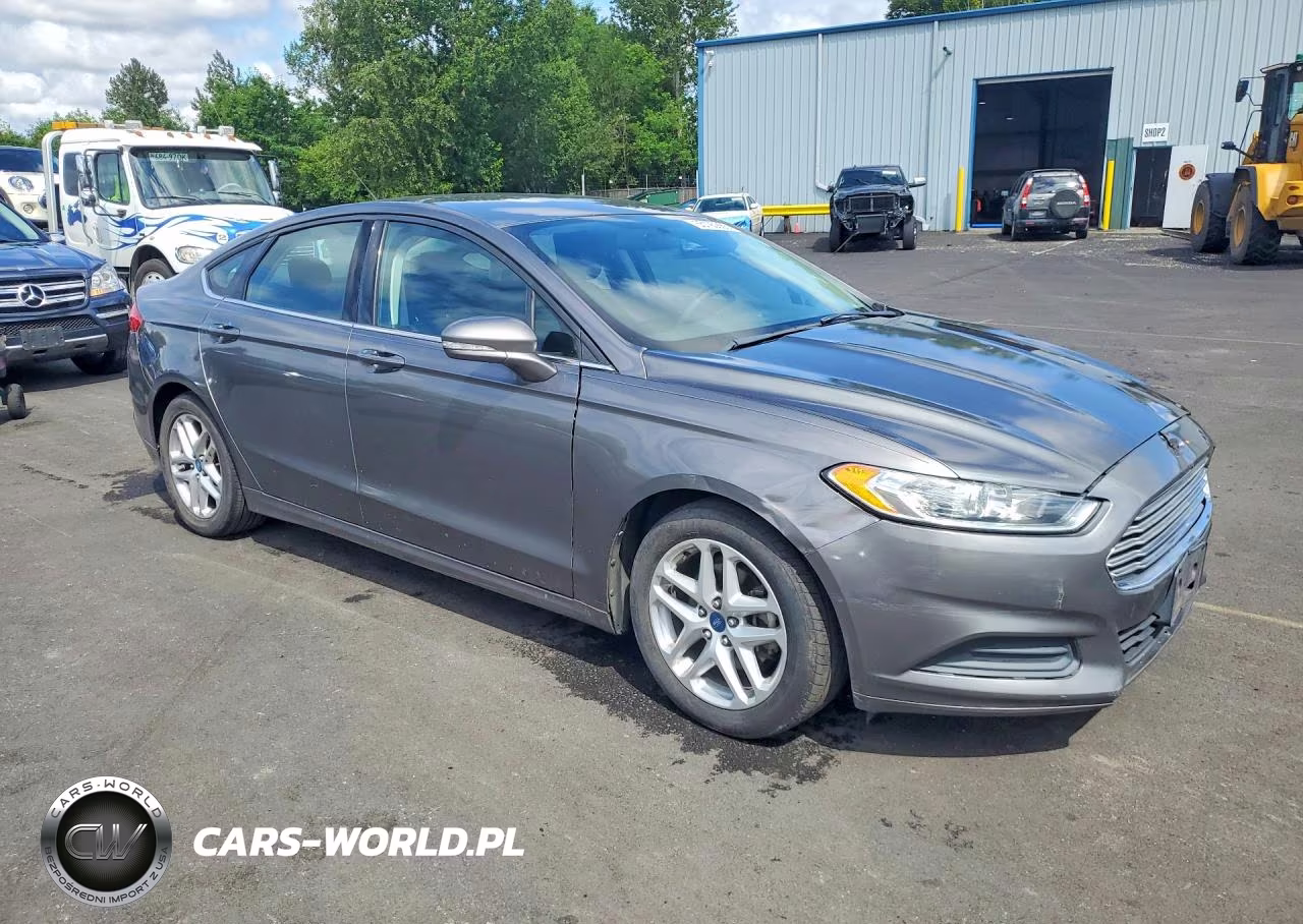 FORD FUSION SE VIN:3FA6P0H75DR202822 - 4