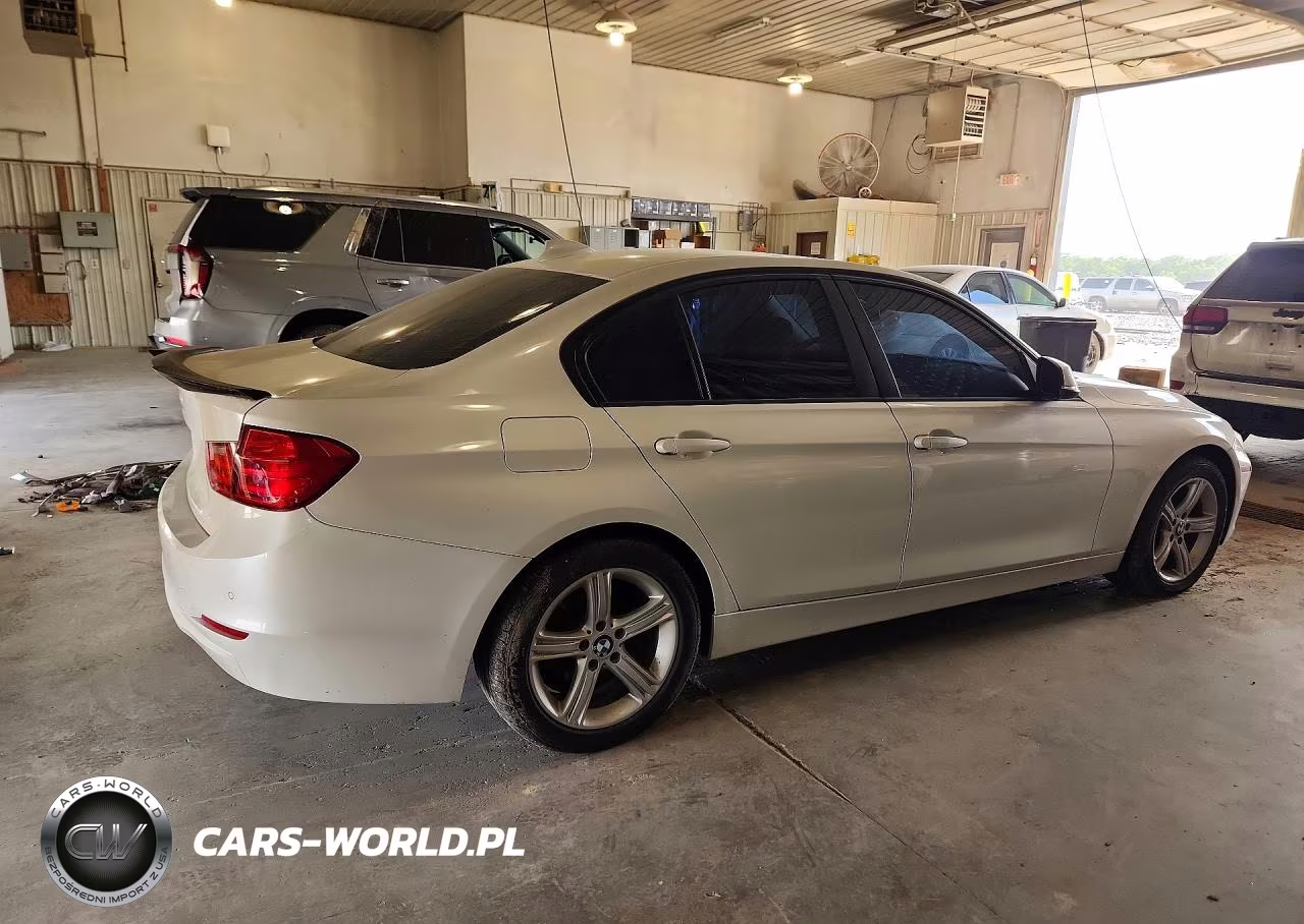 2015 BMW 320 I xDrive VIN:WBA3C3G57FNS74909 - 3