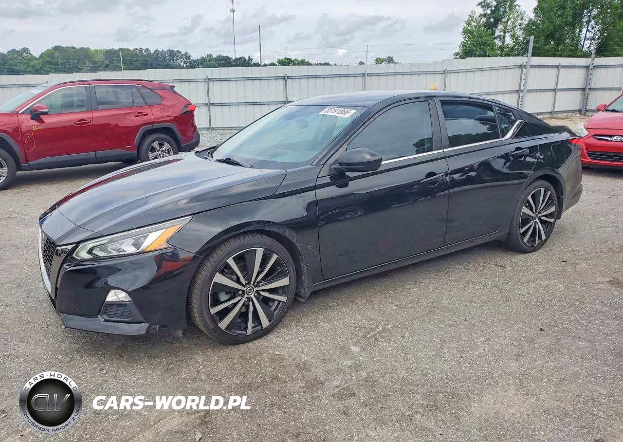 2020 Nissan Altima Sr – zdjęcie 1 z 12
