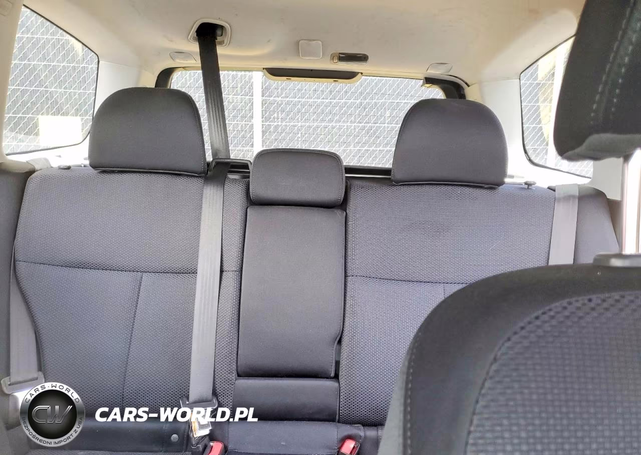 2011 Subaru Forester 2.5X VIN:JF2SHABC0BH742435 - 10