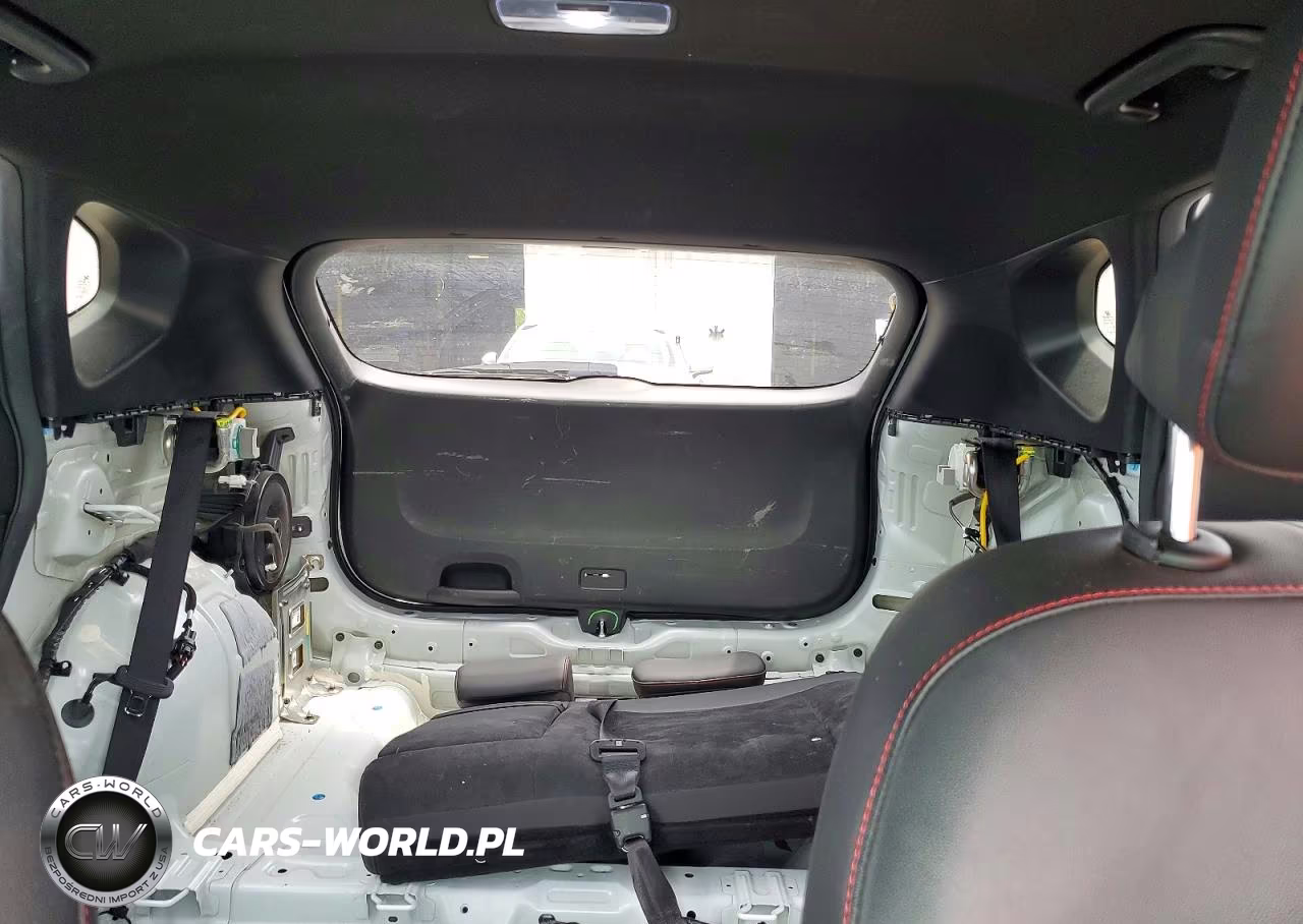 2024 Hyundai Kona N Line VIN:KM8HA3A31RU124113 - 10
