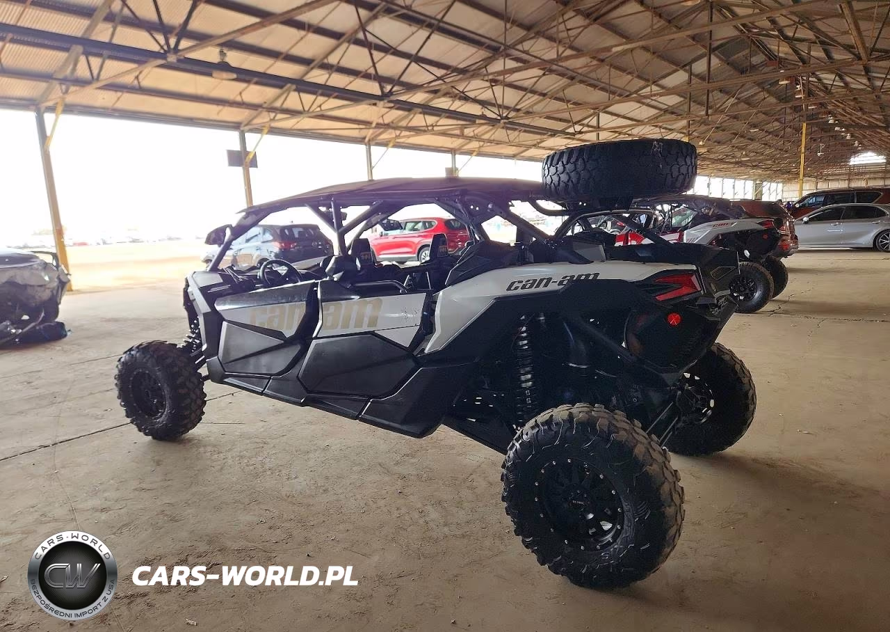 2023 Can-Am Maverick X3 Utility Vehicle VIN:3JBVKAV24PE000930 - 3