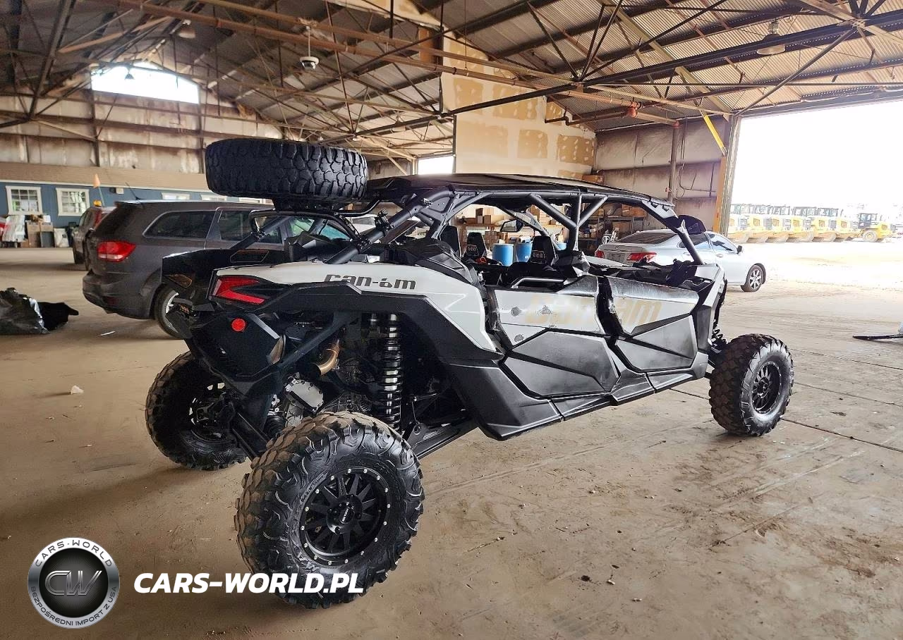 2023 Can-Am Maverick X3 Utility Vehicle VIN:3JBVKAV24PE000930 - 4