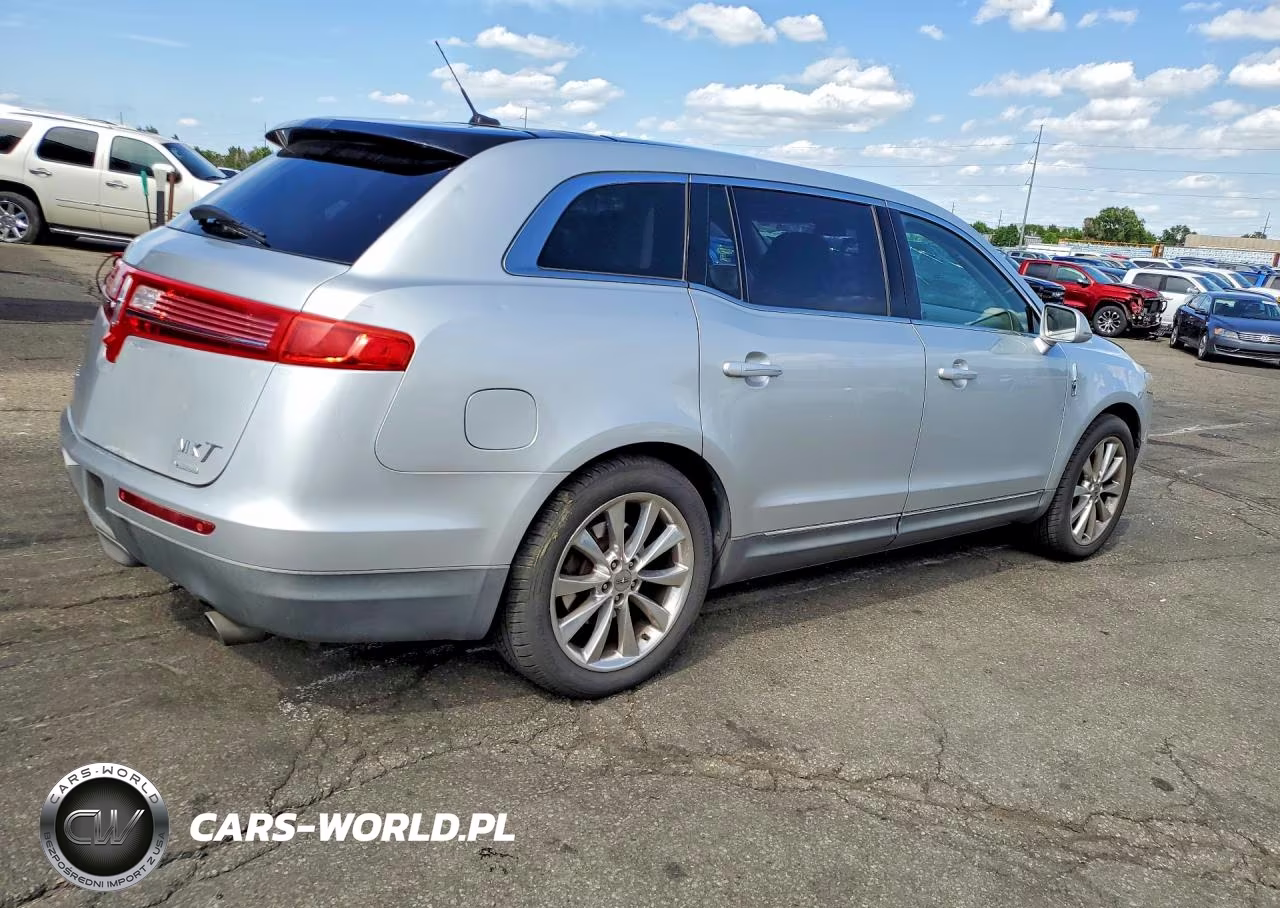 2010 Lincoln Mkt VIN:2LMHJ5AT5ABJ06112 - 3