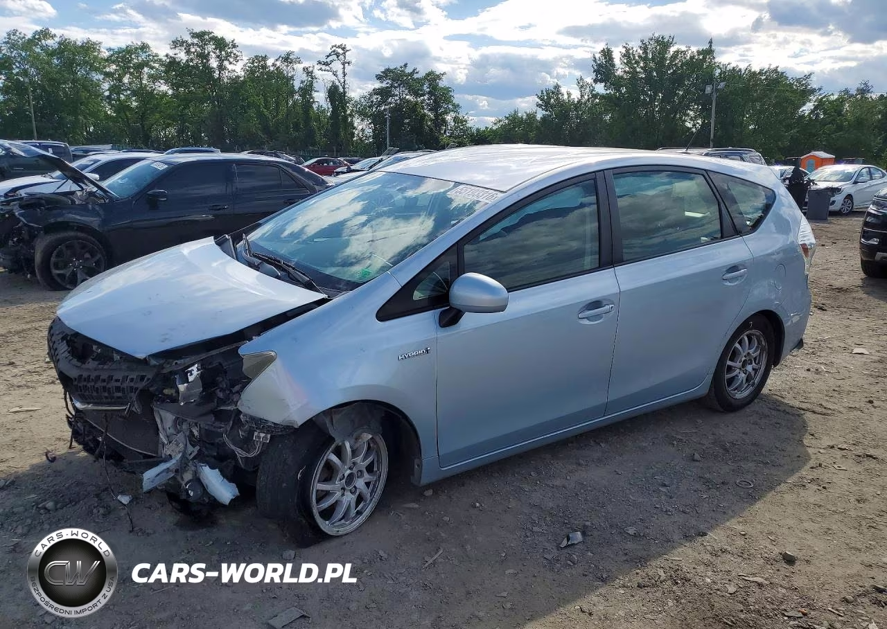 2012 Toyota Prius V Three – zdjęcie 1 z 13