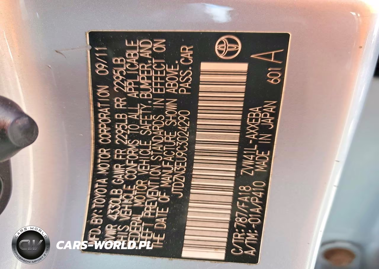 2012 Toyota Prius V Three VIN:JTDZN3EU9C3024290 - 13