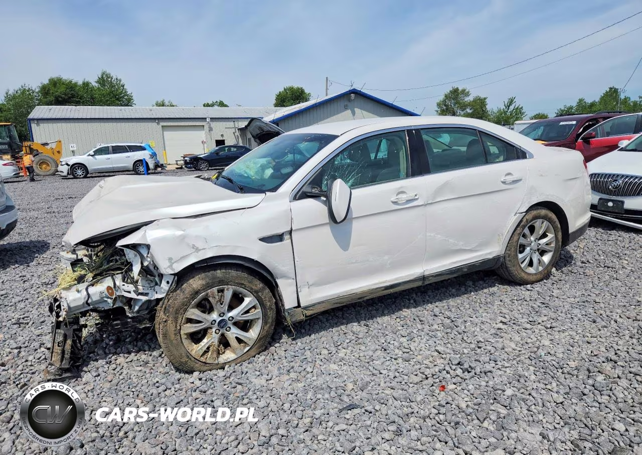 2011 Ford Taurus Sel – zdjęcie 1 z 12